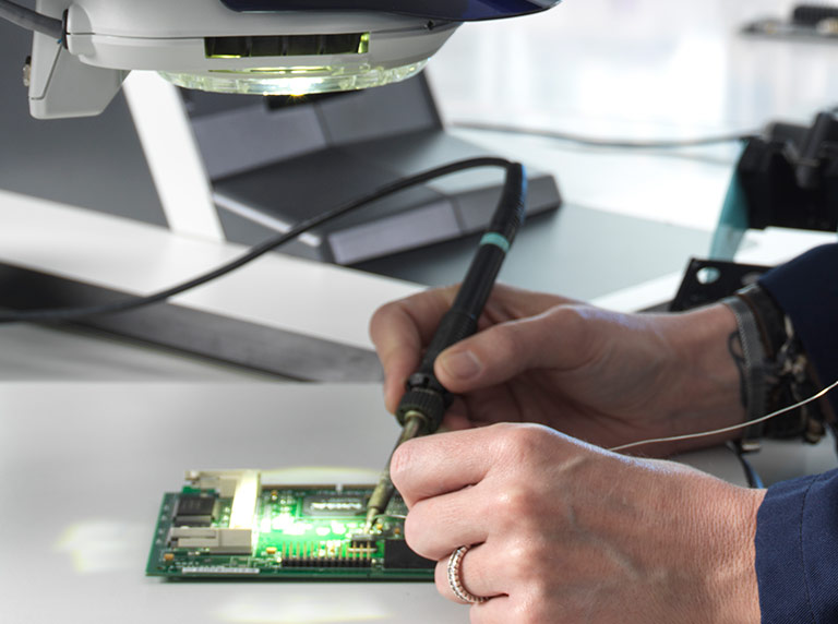 PCB-reworking-under-DRV-Stereo-CAM-768×572 PCB reworking under DRV Stereo CAM